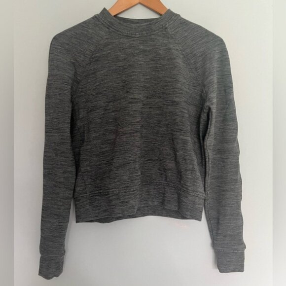 Lululemon Close Comfort Crewneck Heathered Core Dark Grey Size 4 - Picture 1 of 4